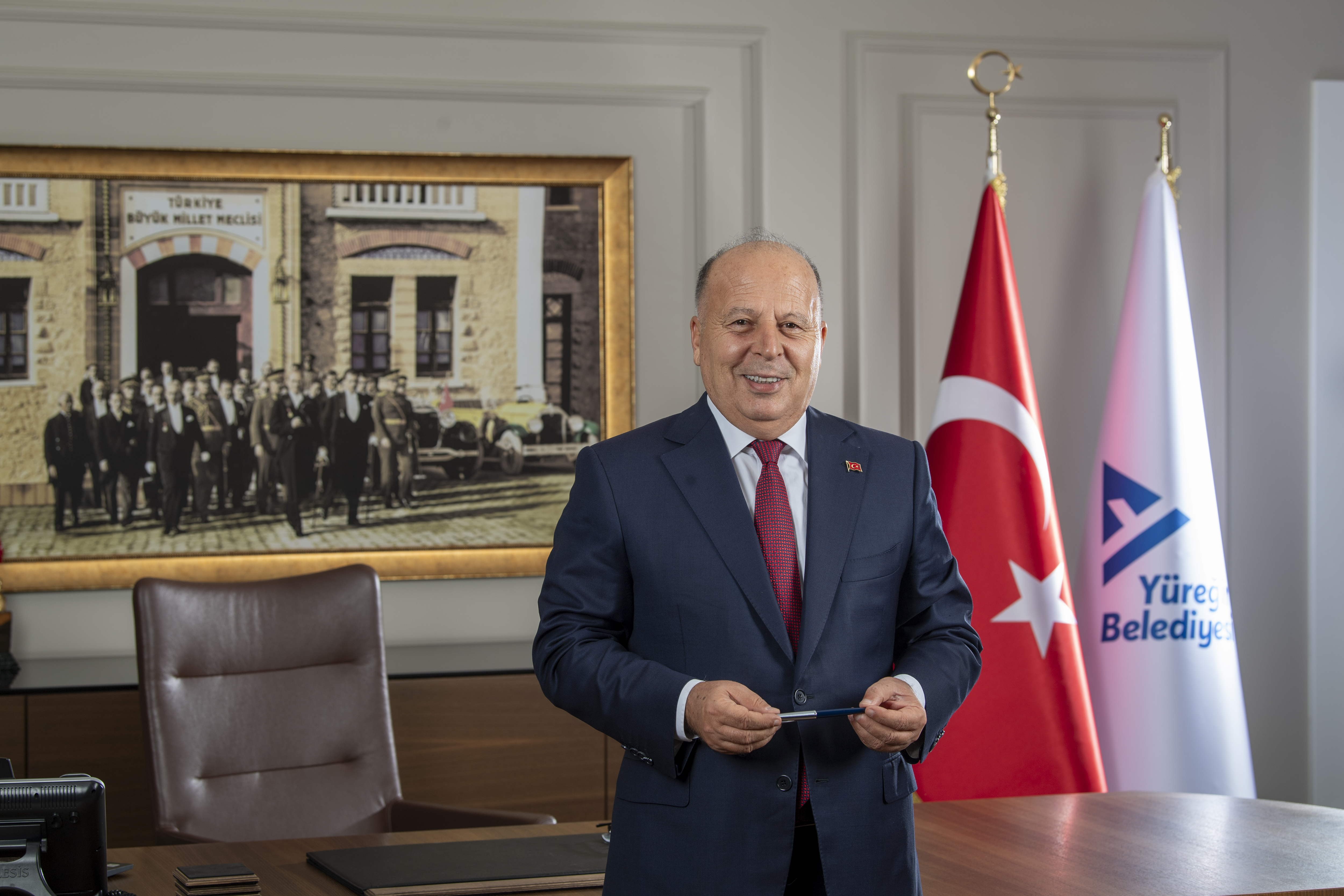 BAŞKAN ALİ DEMİRÇALI’NIN RAMAZAN BAYRAMI MESAJI