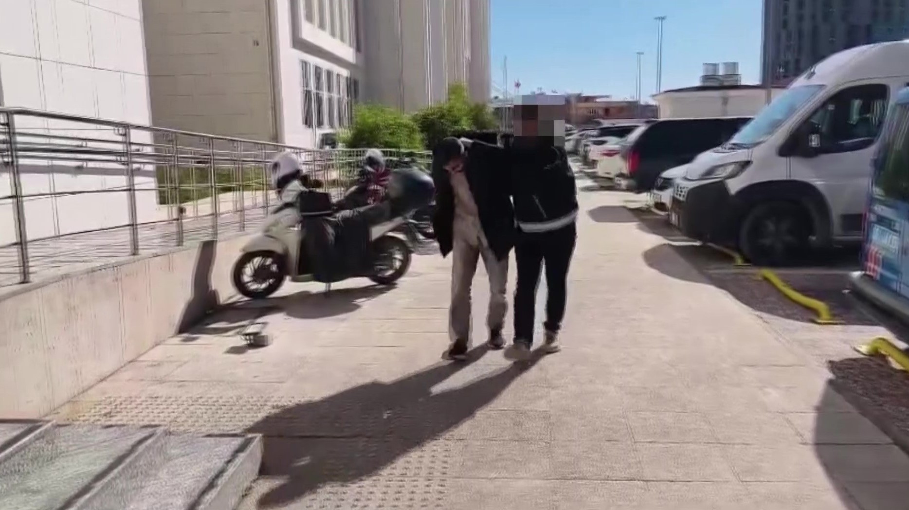 Adana’da 19 firari yakalandı