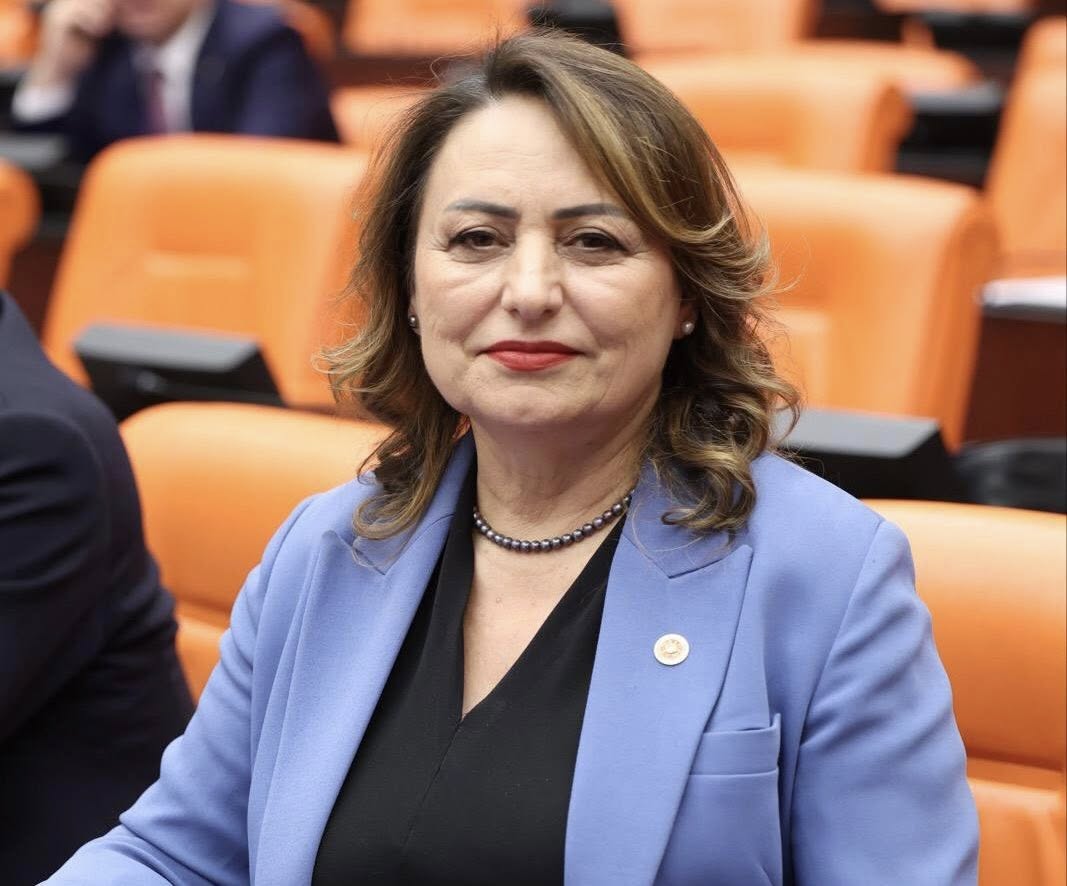 “Yargılama ve itiraz sürecine rağmen görevden uzaklaştırma hukuku yok saymaktır”