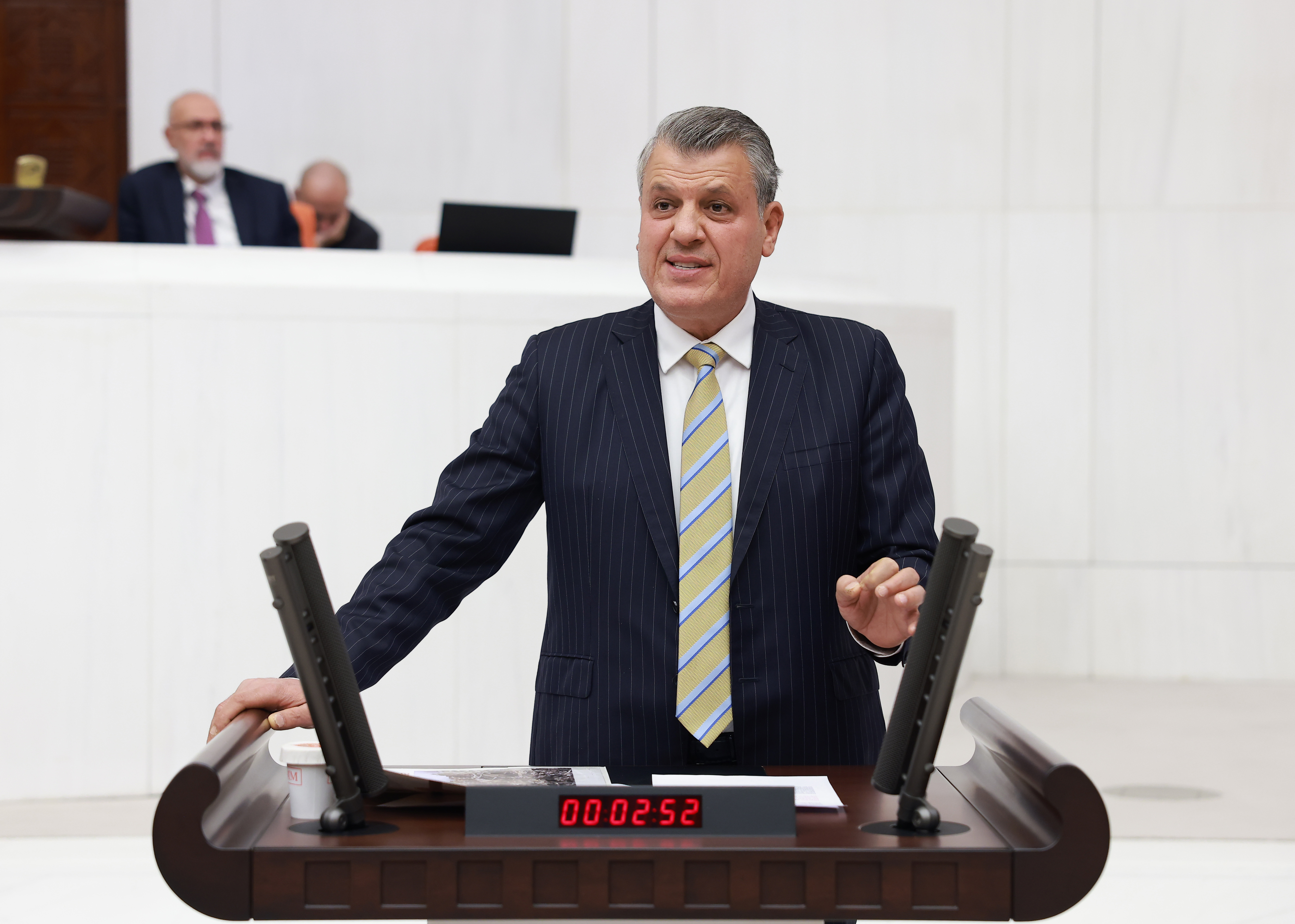 "Çekin ellerinizi halkın iradesinden"