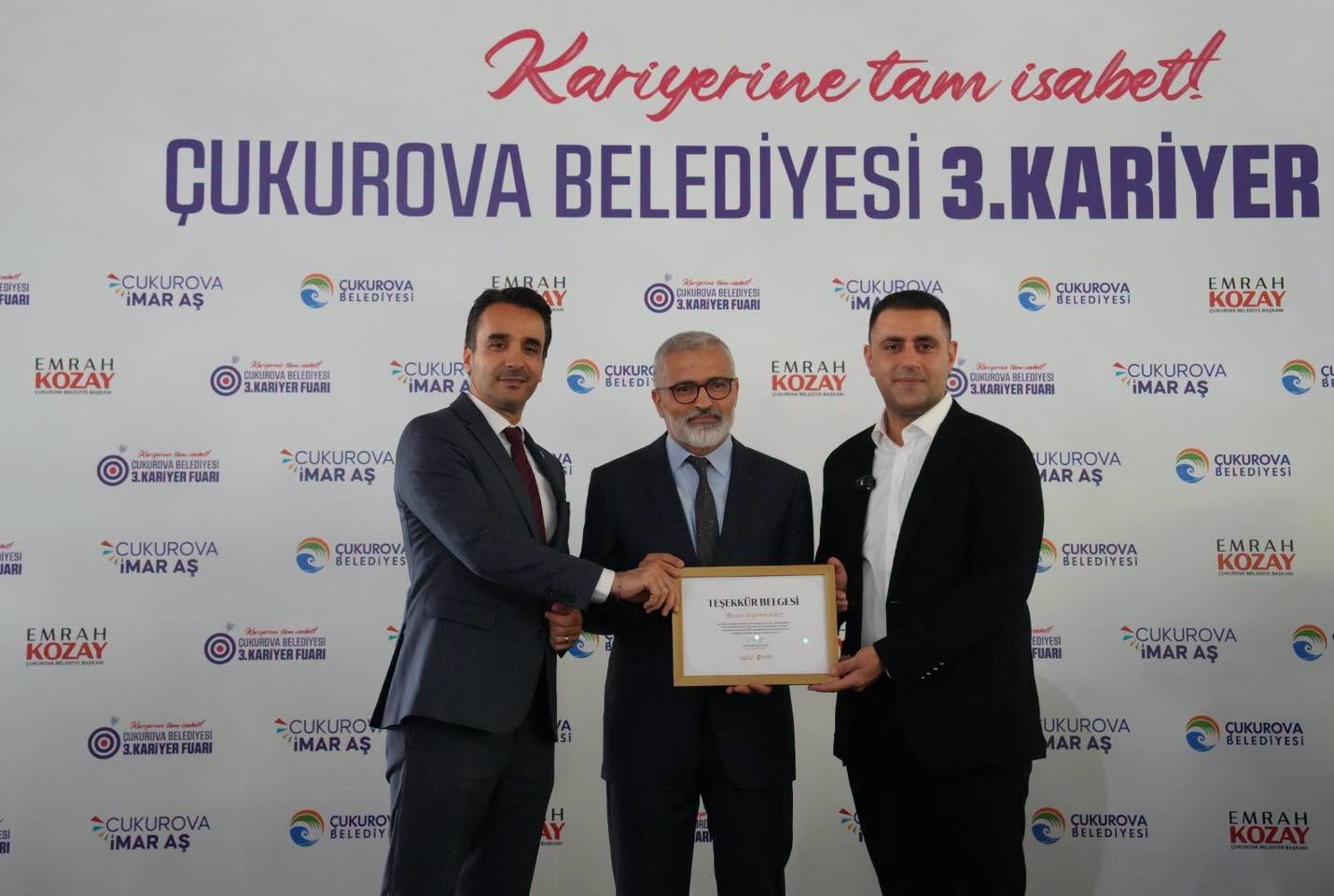 KARİYER FIRSATLARI İÇİN İŞ DÜNYASI İLE VATANDAŞLAR AYNI ÇATI ALTINDA BULUŞTU